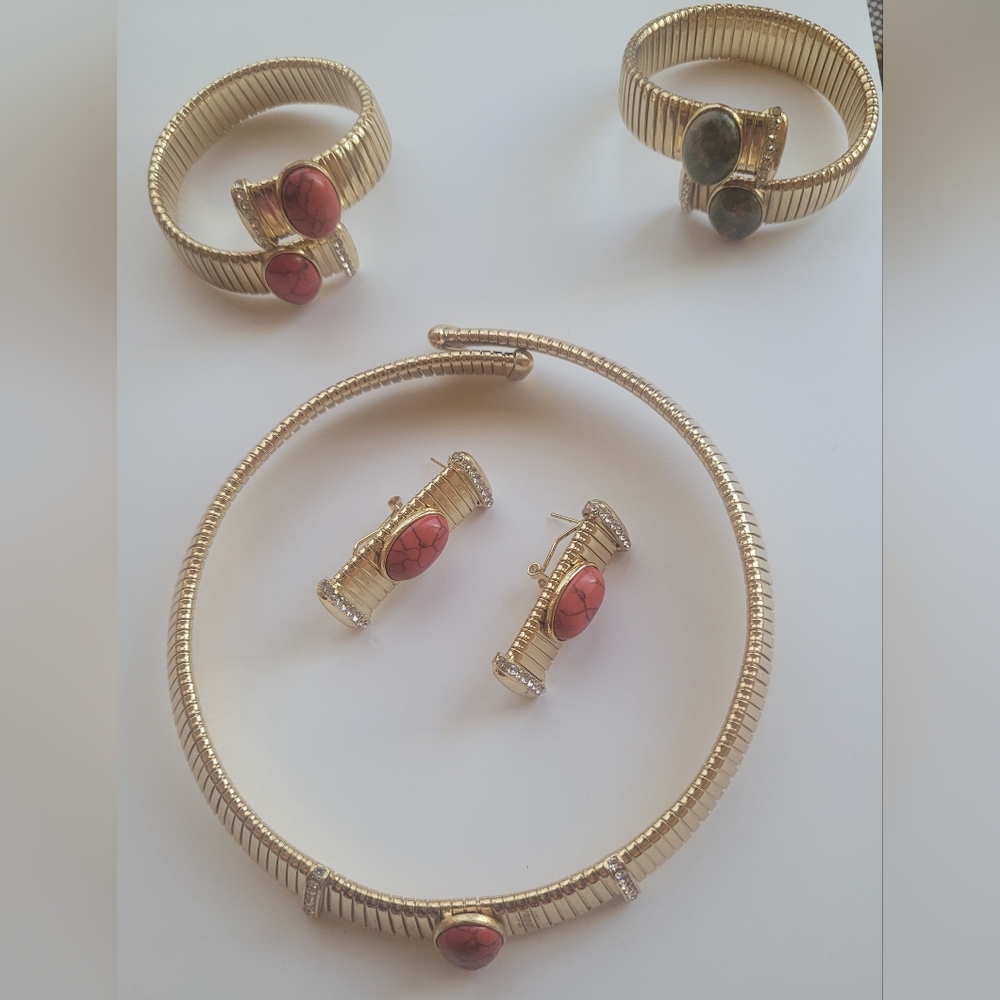Elegant Gold and Red Jewelry Set